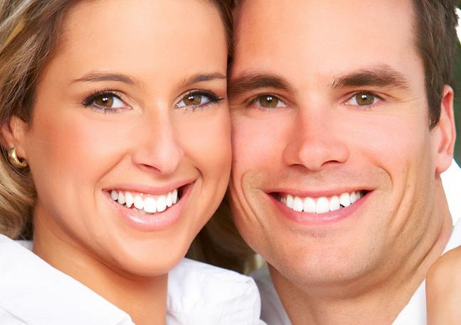 Chăm sóc răng sau khi tẩy trắng răng thẩm mỹ
